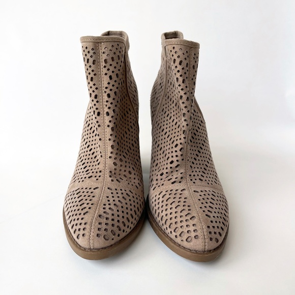 ESPIRIT Tan Kay Suede Perforated Ankle Boots, Sz 9 - Picture 2 of 8